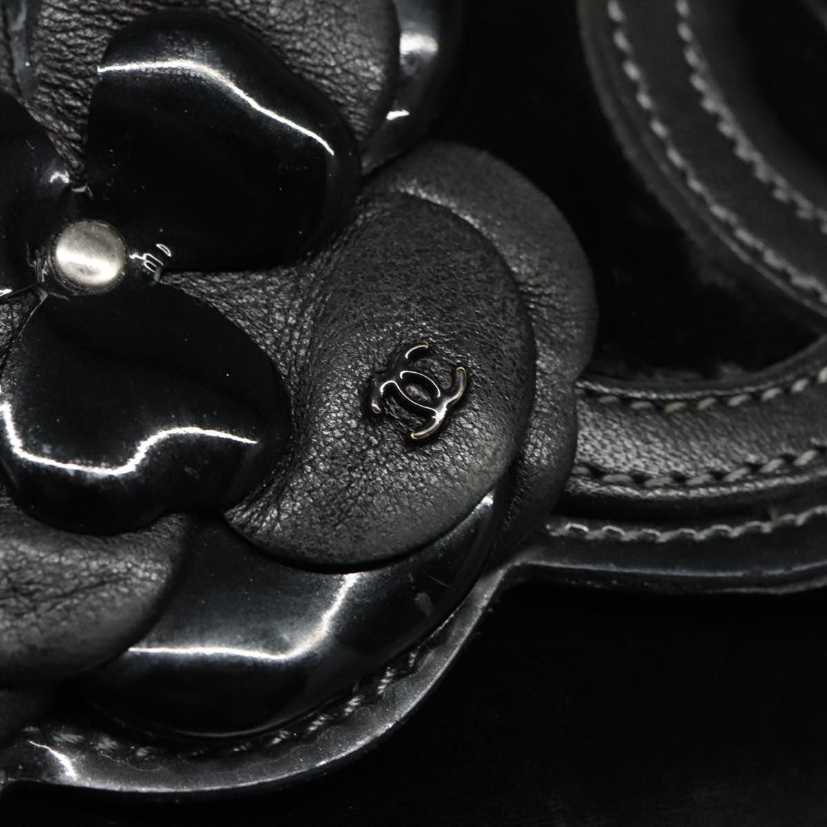 Chanel Camellia No.5 Chain Flap Velvet Black Velvet Shoulder Bag Bag (Pre-Owned)