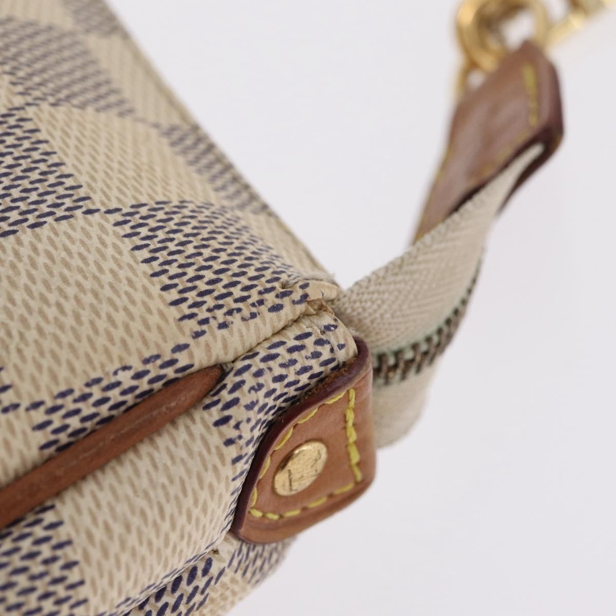 Louis Vuitton Eva Damier White Canvas Handbag (Pre-Owned)