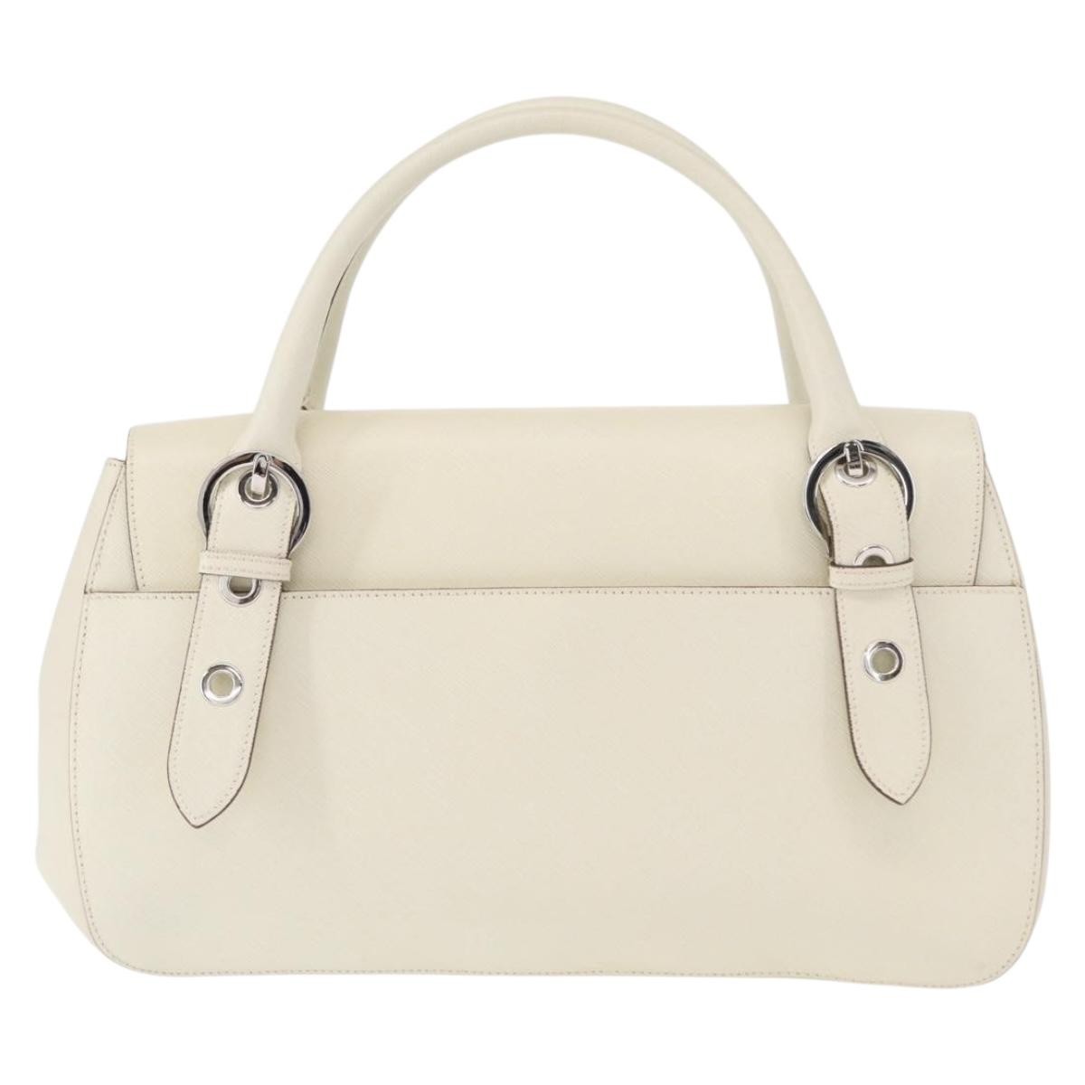 Salvatore Ferragamo Gancini Leather White Leather Shoulder Bag Bag (Pre-Owned)