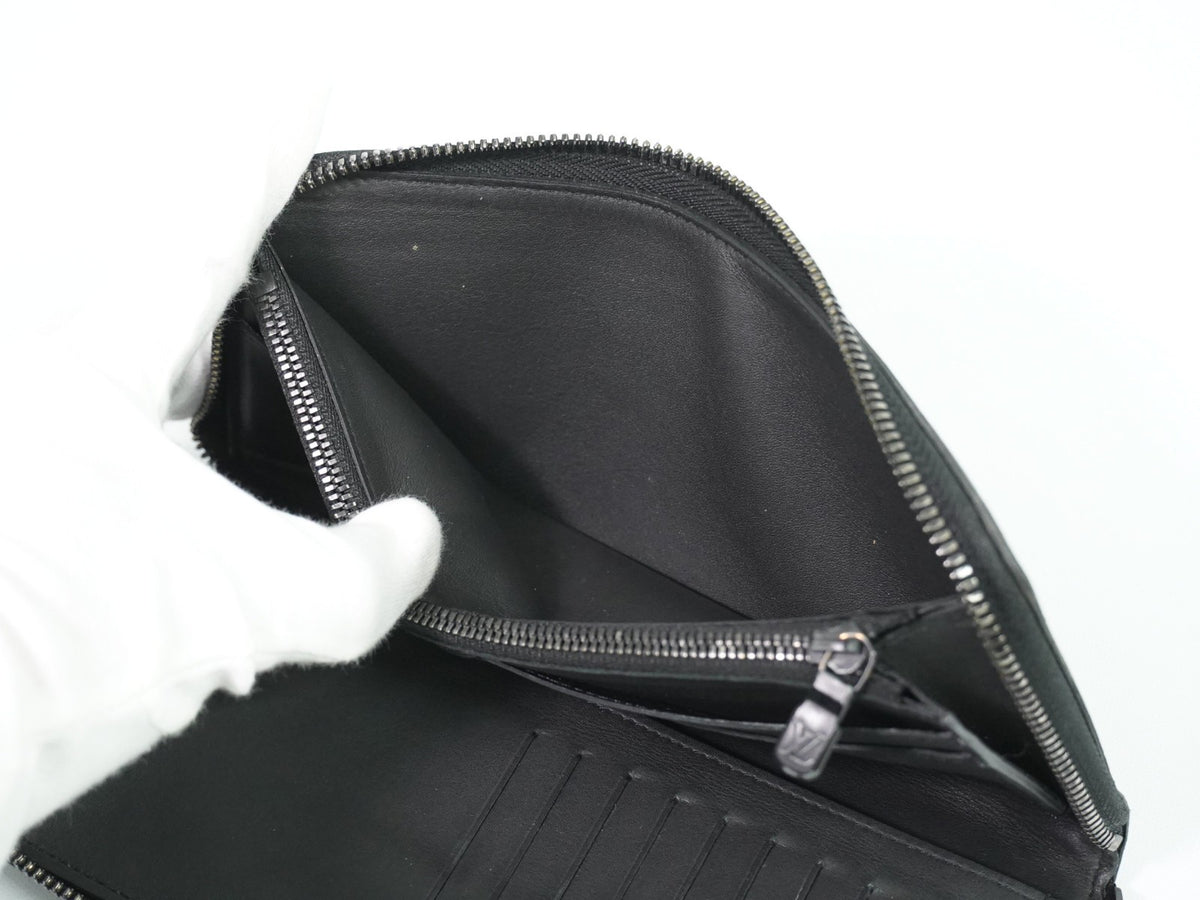 Louis Vuitton Zippy Monogram Shadow Leather Black Leather Wallets Accessory (Pre-Owned)