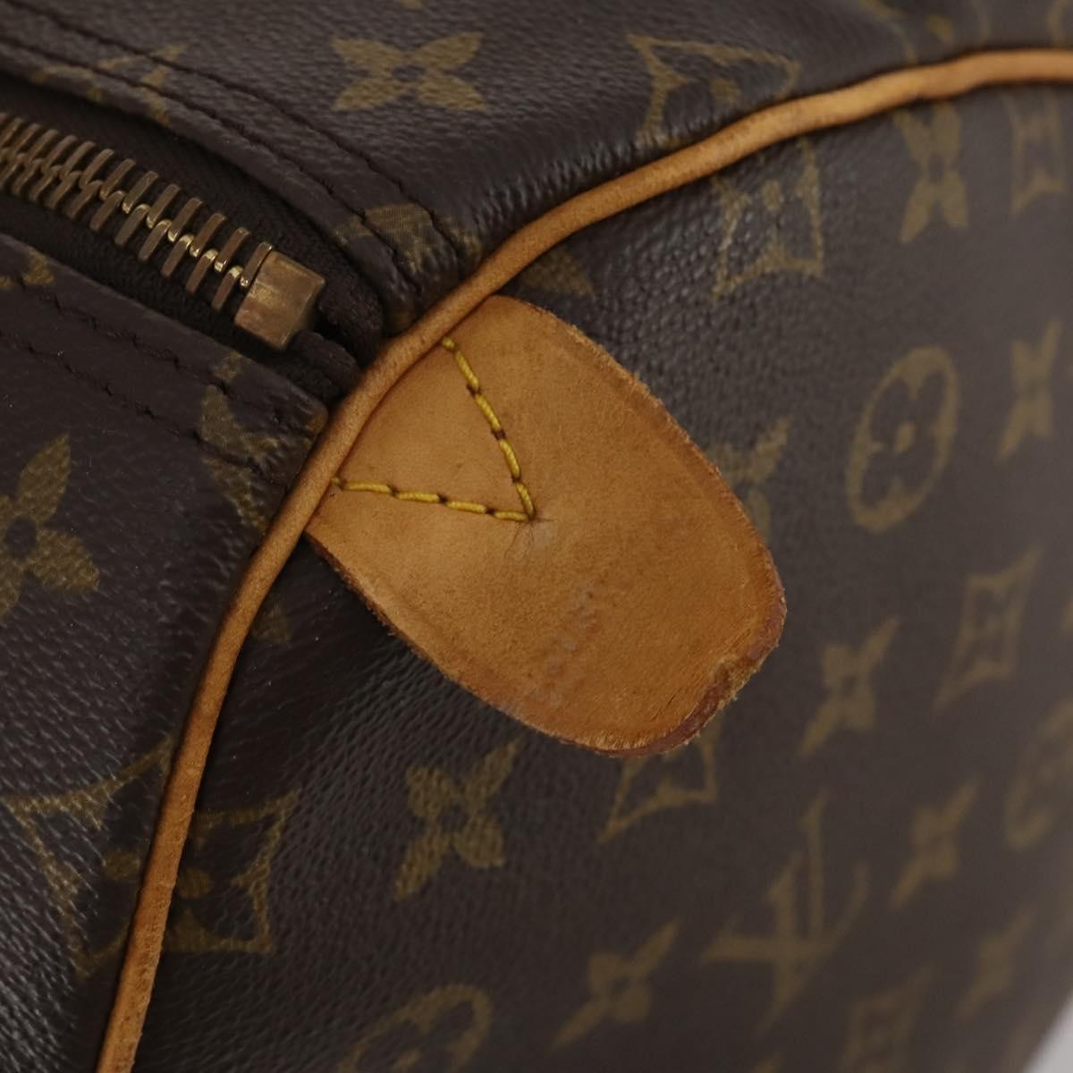 Louis Vuitton Keepall Monogram Brown Canvas Travel Bag Bag (Pre-Owned)