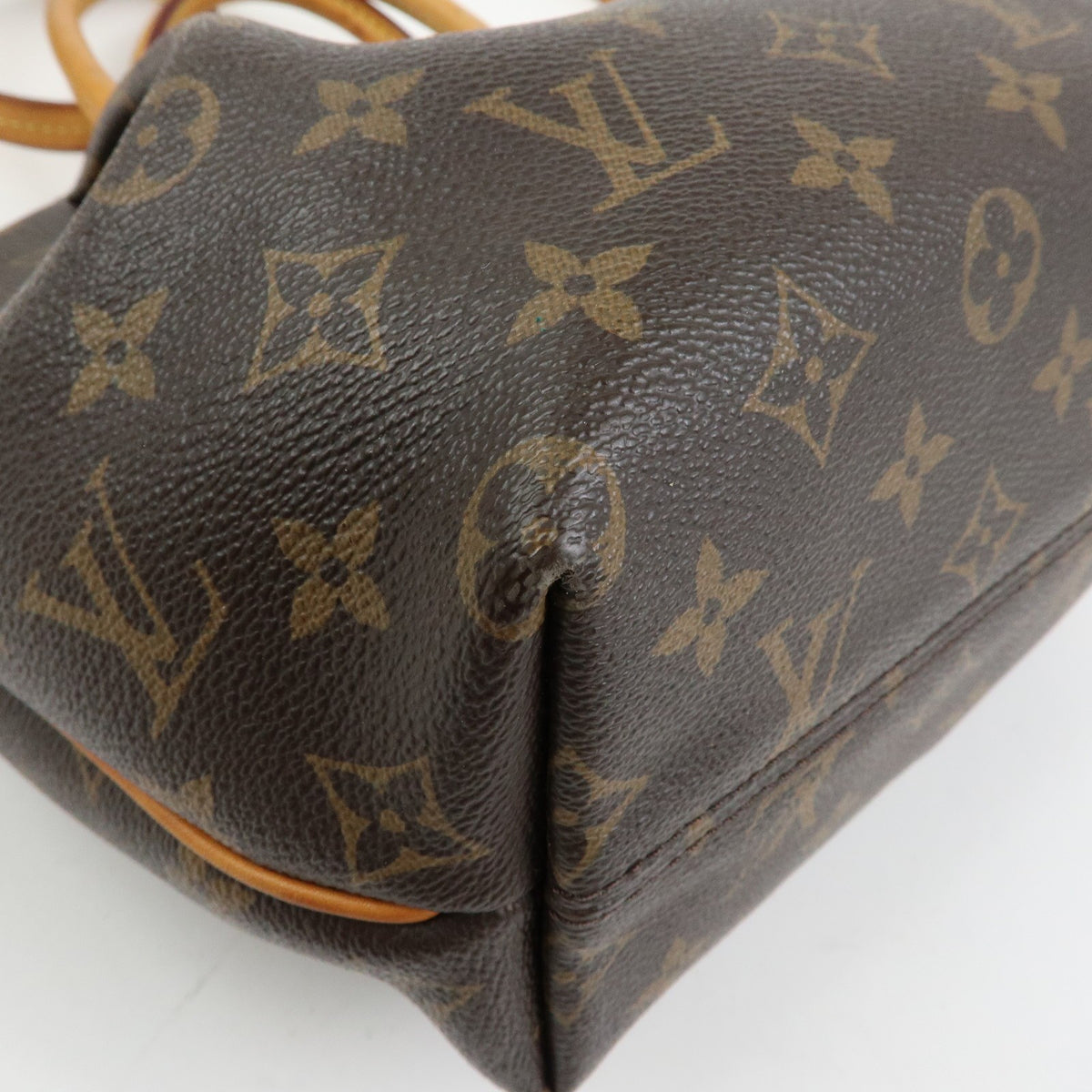 Louis Vuitton Turenne Monogram Canvas Brown Canvas Handbag (Pre-Owned)
