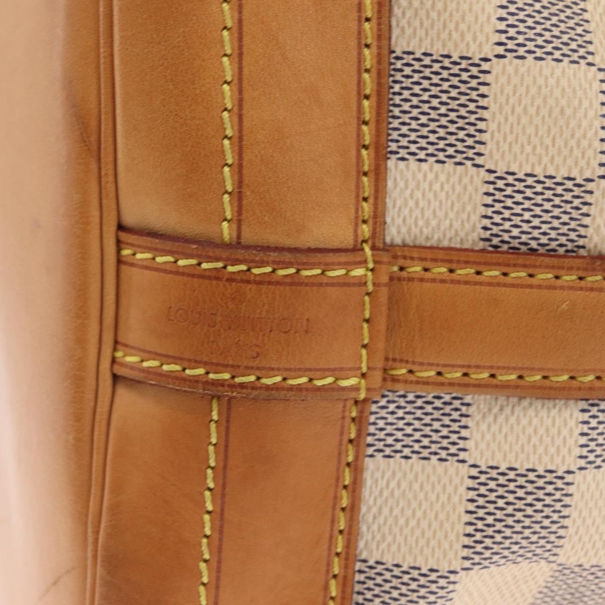 Louis Vuitton Noe Damier White Canvas Shoulder Bag Bag (Pre-Owned)