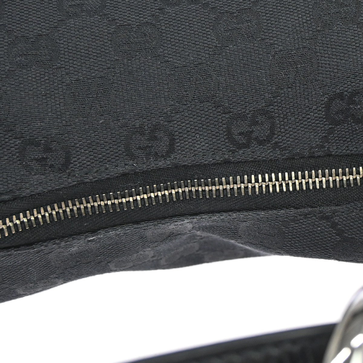 Gucci Horsebit Hobo Gg Canvas Black Canvas Handbag (Pre-Owned)