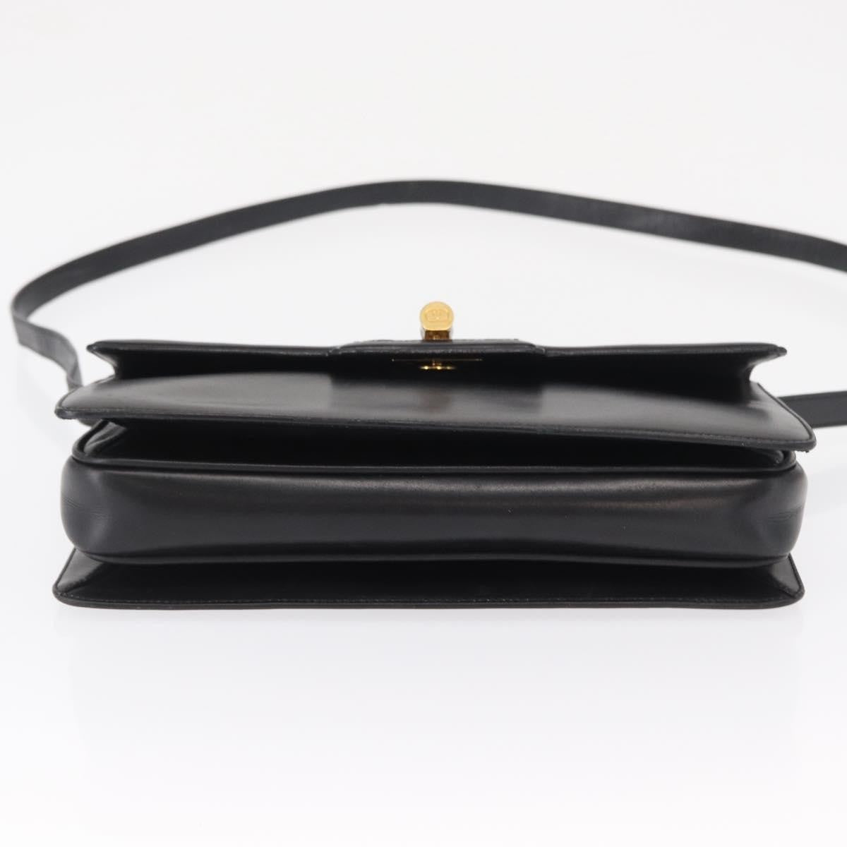 Gucci Vintage Leather Black Leather Shoulder Bag Bag (Pre-Owned)