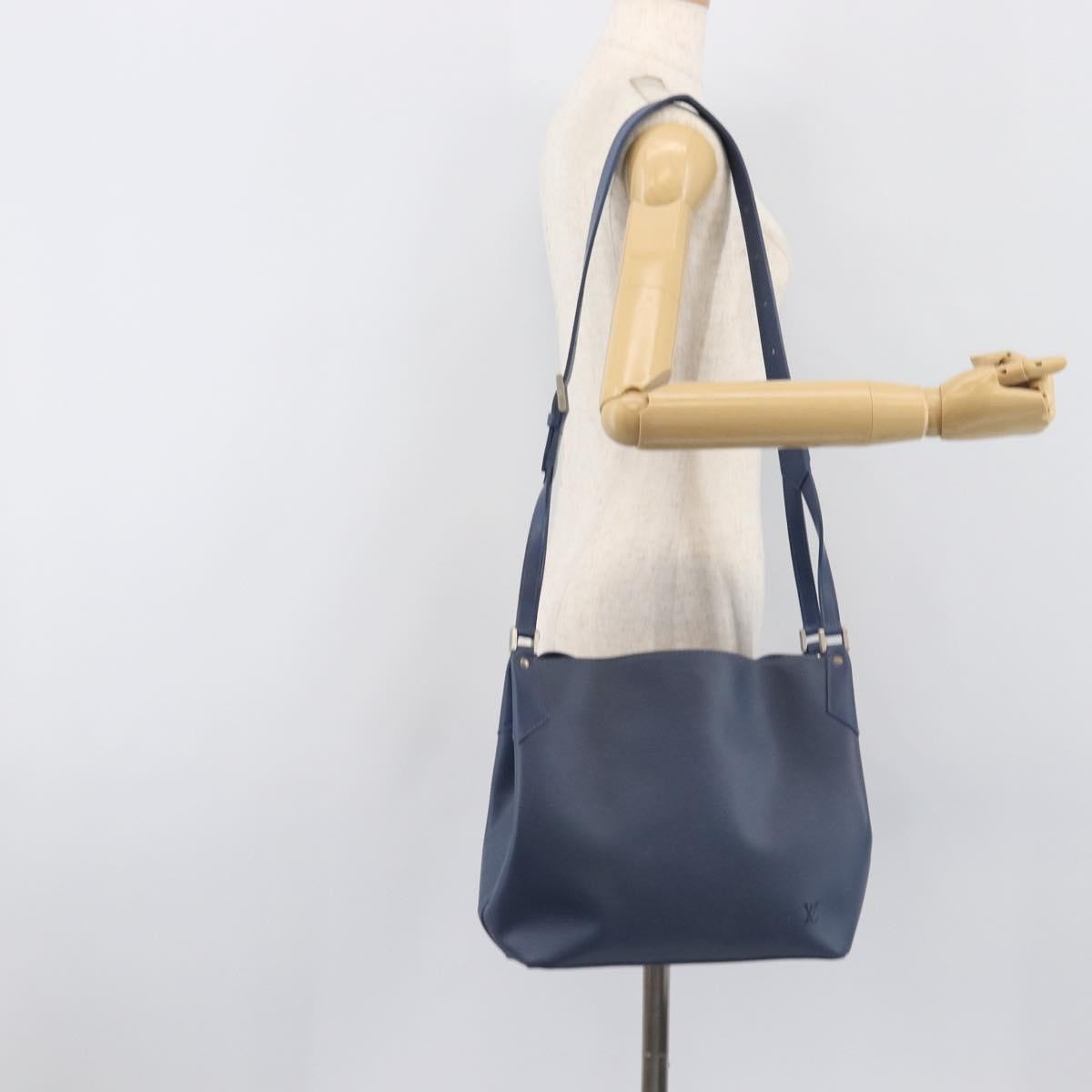 Louis Vuitton Mandara Epi Leather Blue Leather Shoulder Bag Bag (Pre-Owned)