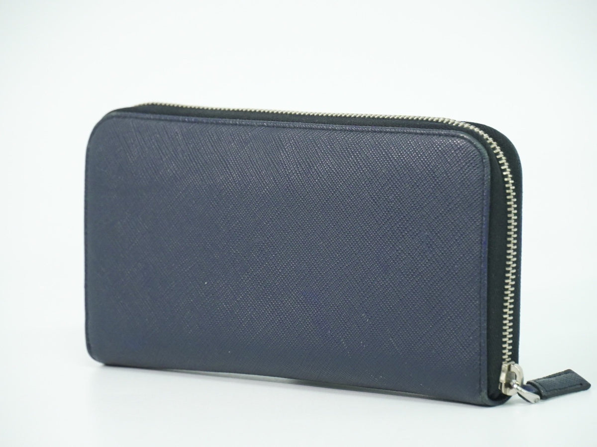 Prada Saffiano Leather Navy Leather Wallets Accessory (Pre-Owned)