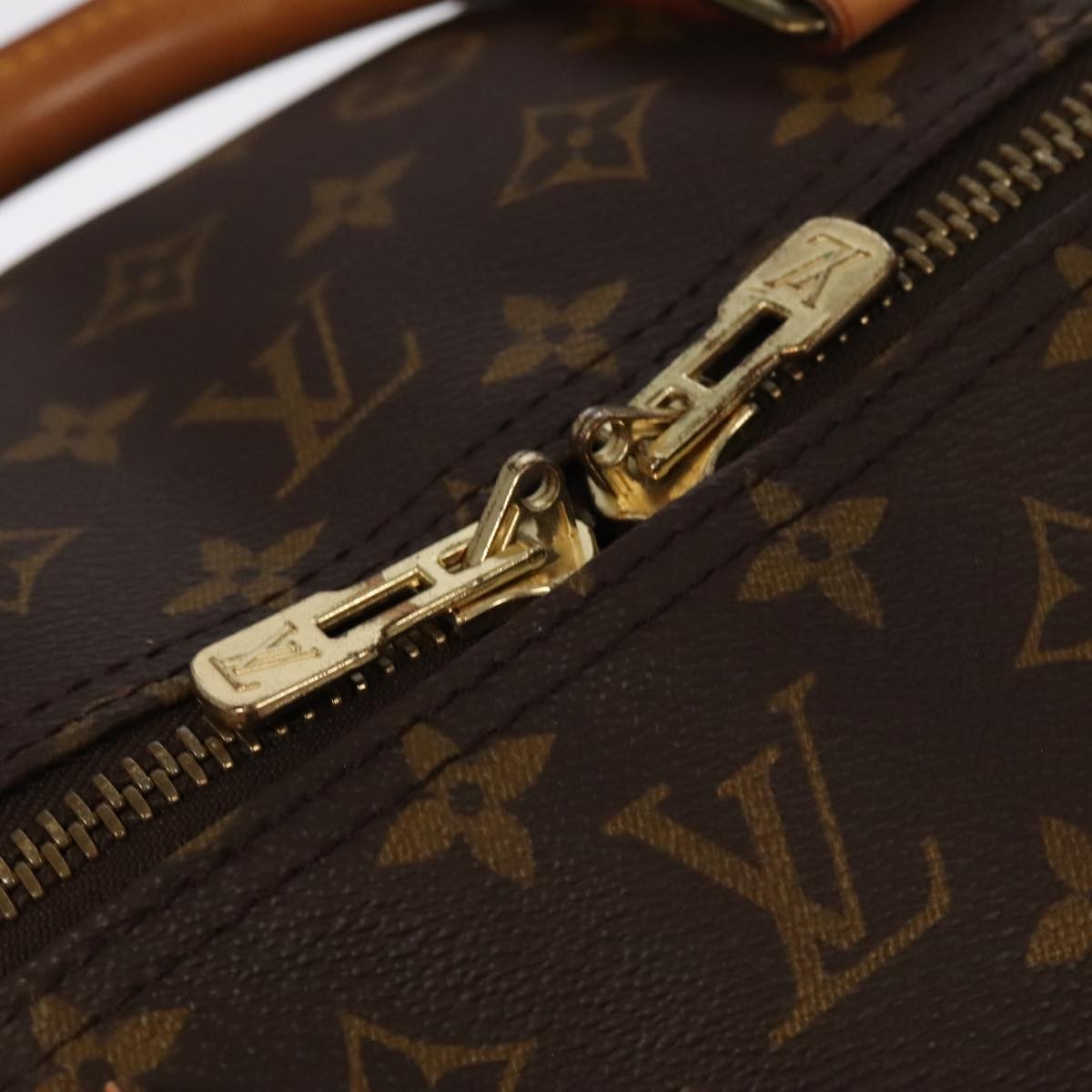 Louis Vuitton Keepall Monogram Canvas Brown Canvas Travel Bag Bag (Pre-Owned)