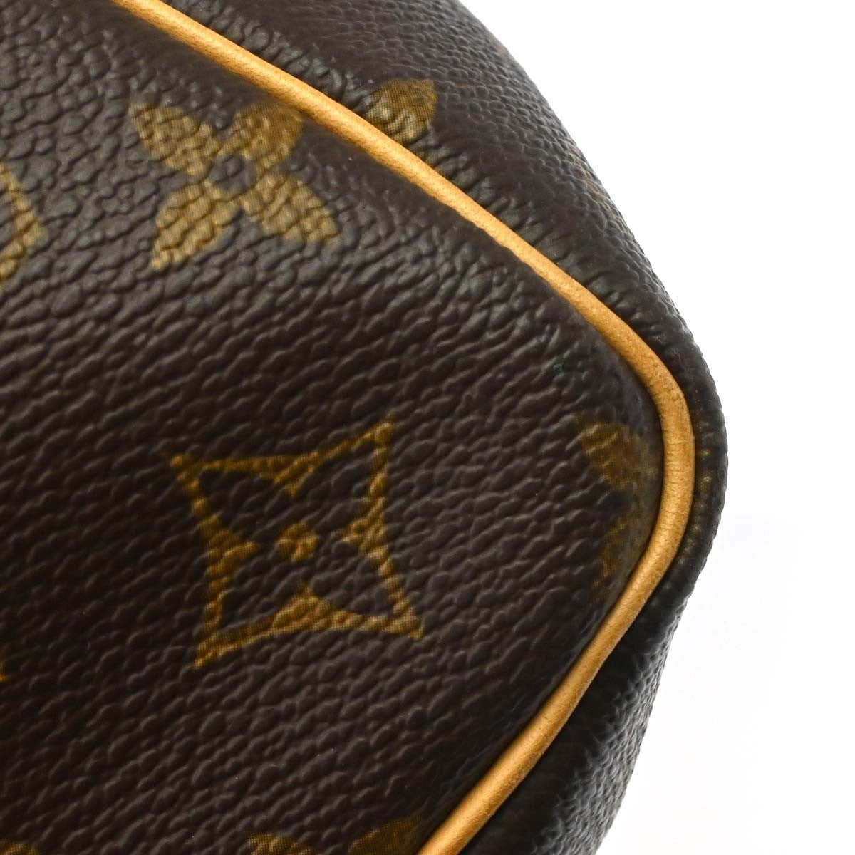 Louis Vuitton Keepall Monogram Canvas Brown Canvas Travel Bag Bag (Pre-Owned)