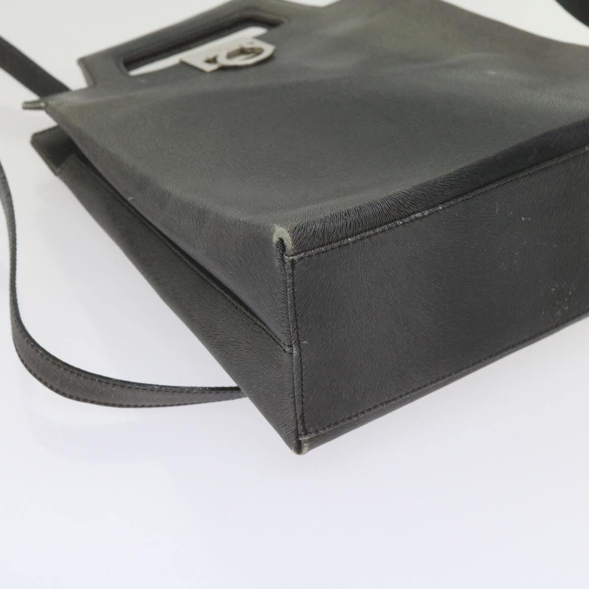 Salvatore Ferragamo Gancini Leather Gray Leather Handbag (Pre-Owned)