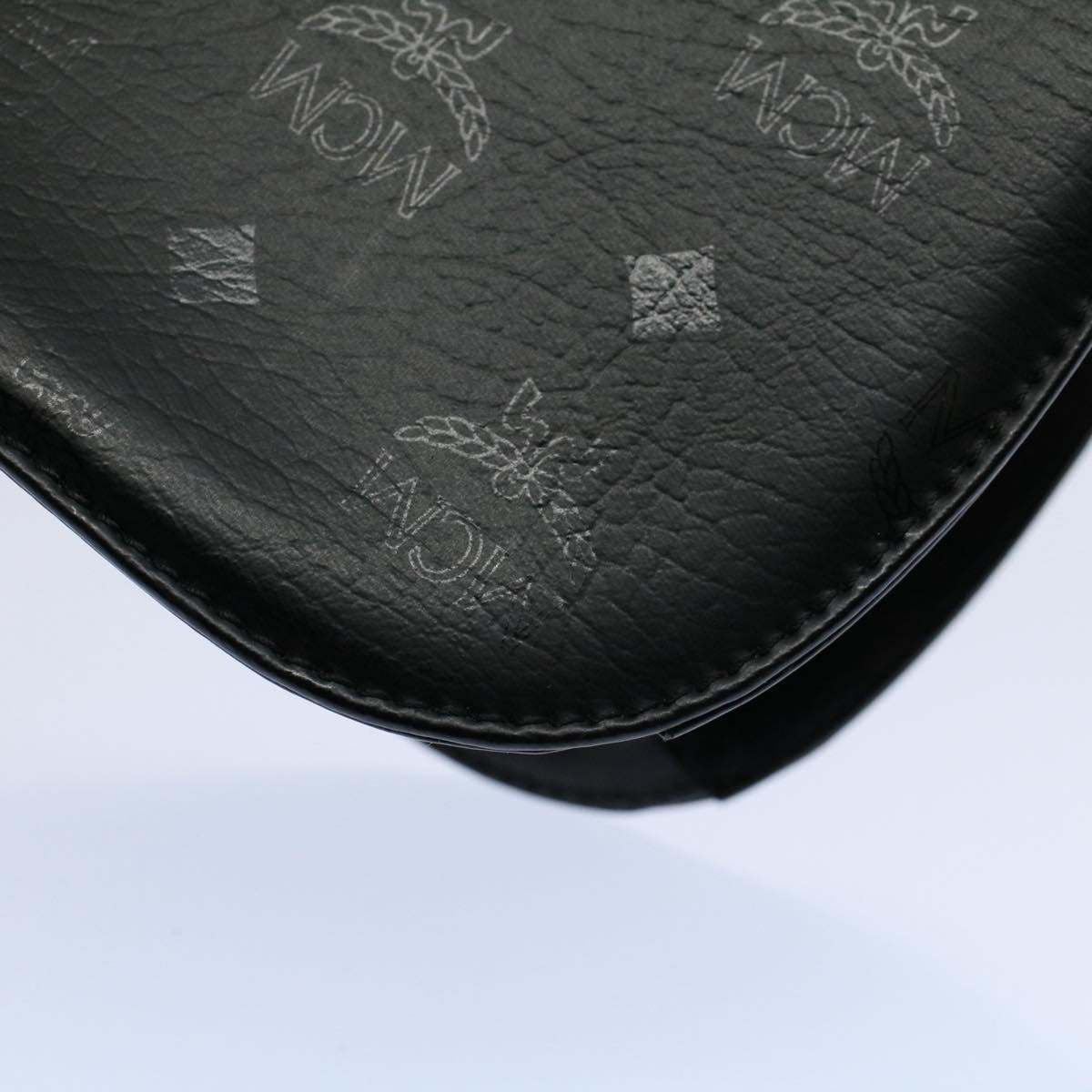 MCM Vintage Vicetos Leather Black Leather Shoulder Bag Bag (Pre-Owned)
