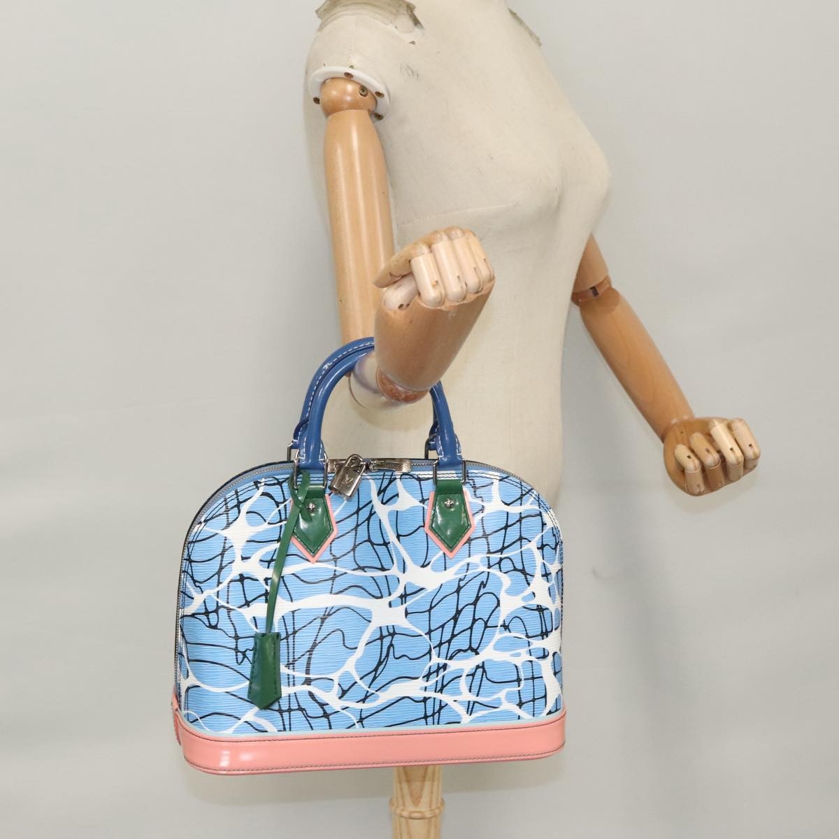 Louis Vuitton Alma Limited Edition Print Epi Leather Blue Leather Handbag (Pre-Owned)