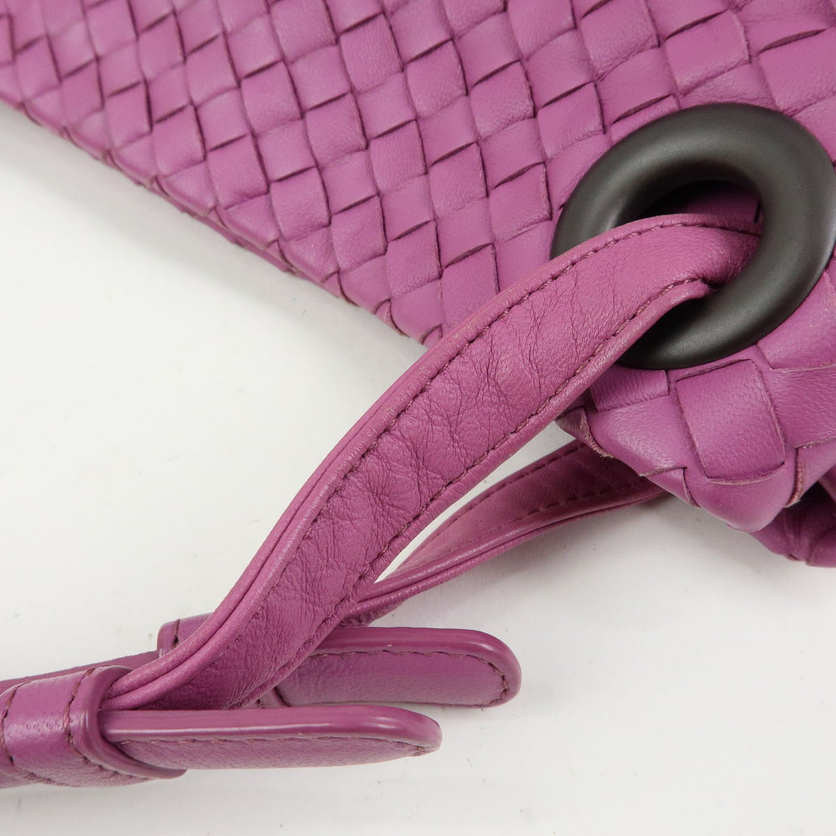 Bottega Veneta Garda Intrecciato Nappa Purple Leather Handbag (Pre-Owned)