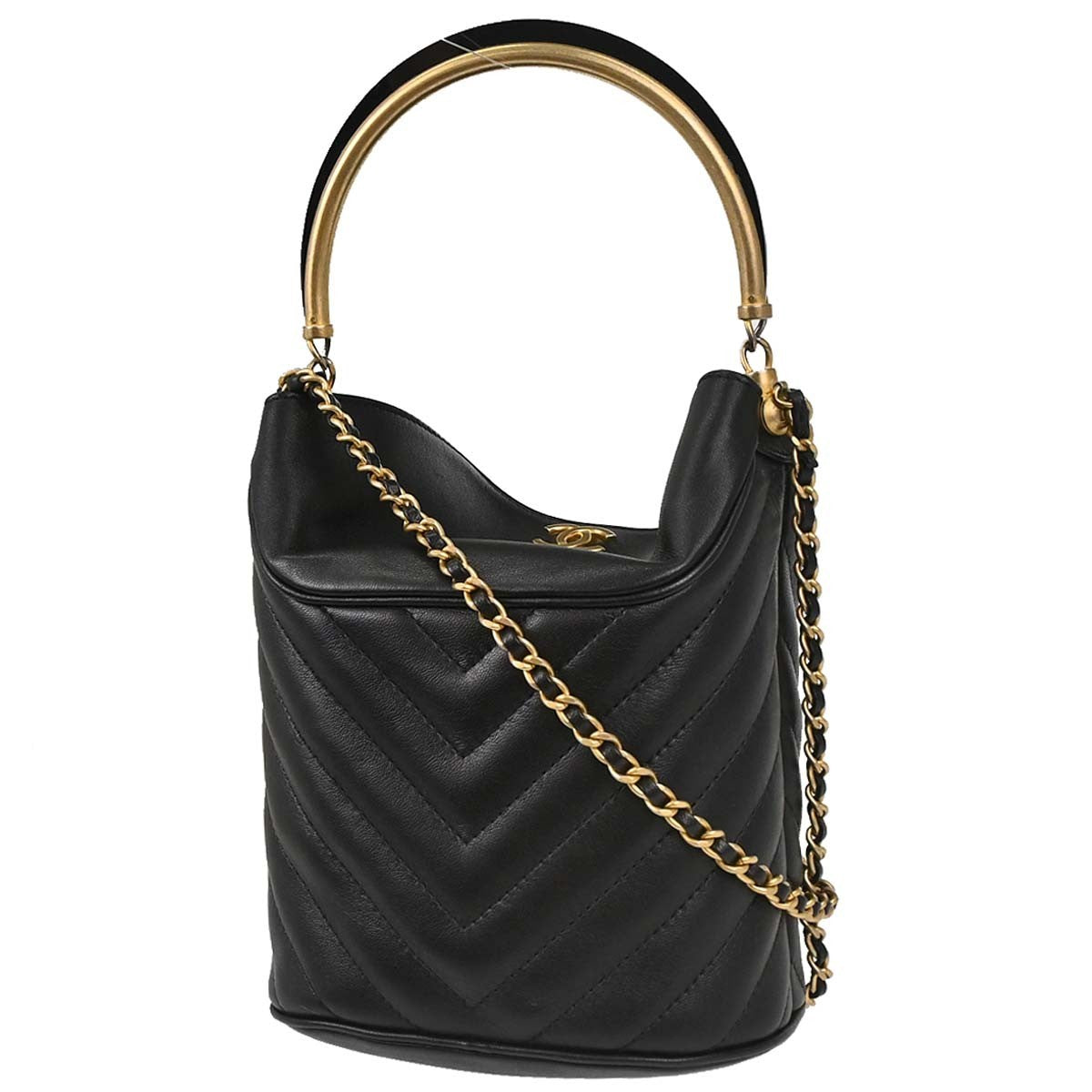 Chanel Handle With Chic Bucket Chevron Lambskin Black Leather Handbag (Pre-Owned)