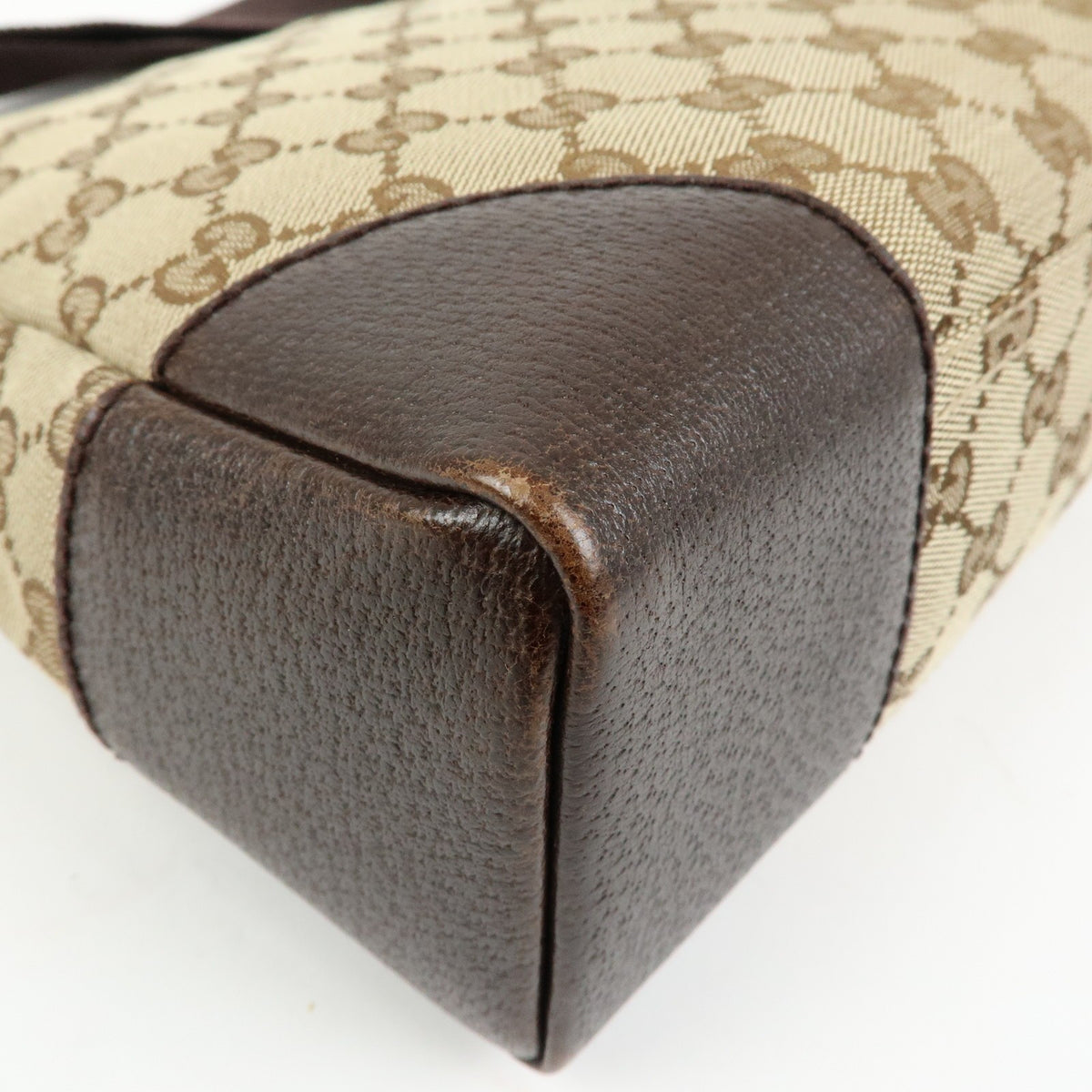 Gucci Joy Messenger Gg Canvas Beige Canvas Handbag (Pre-Owned)