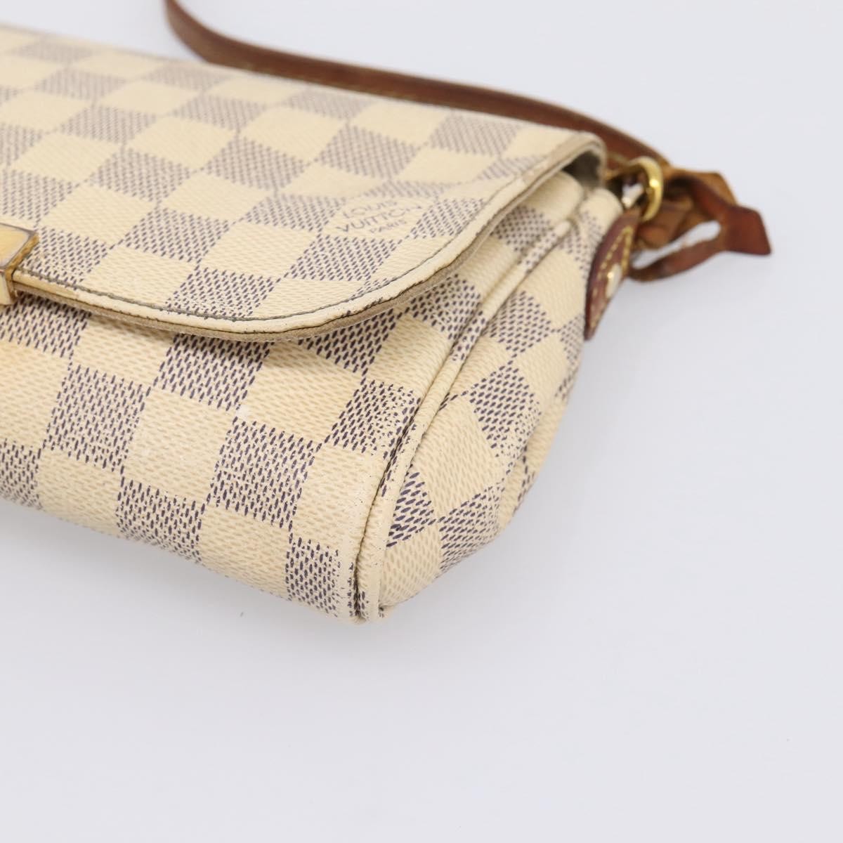 Louis Vuitton Favorite Damier White Canvas Handbag (Pre-Owned)