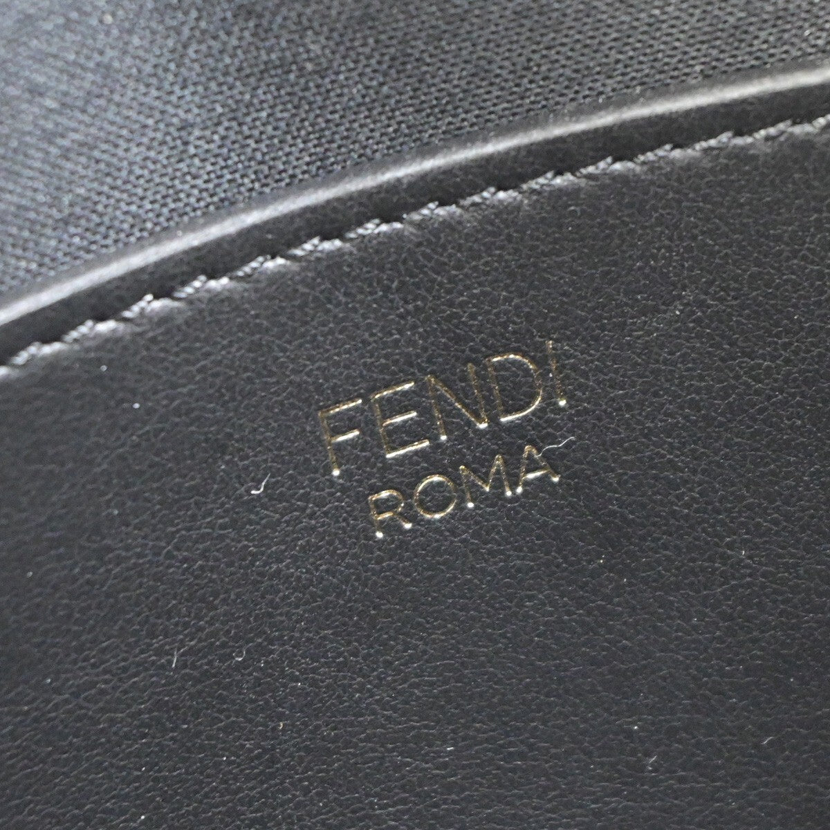 Fendi Camera Zucca Embossed Leather Black Leather Handbag (Pre-Owned)