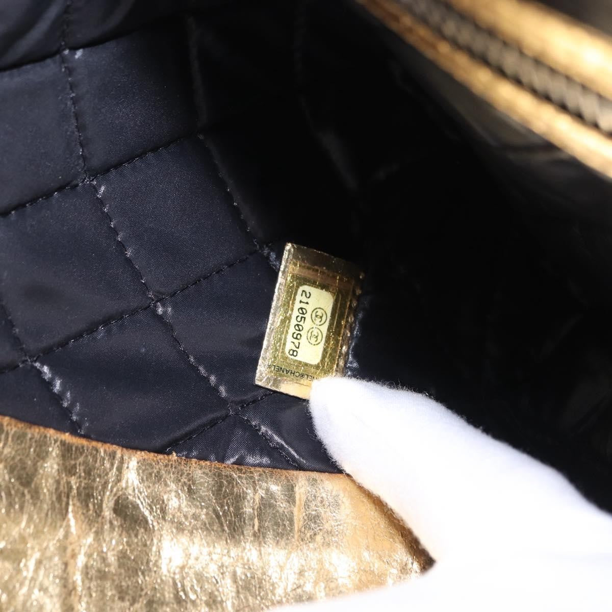 Chanel Feminine Crinkled Leather Gold Leather Clutche & Pouche Bag (Pre-Owned)