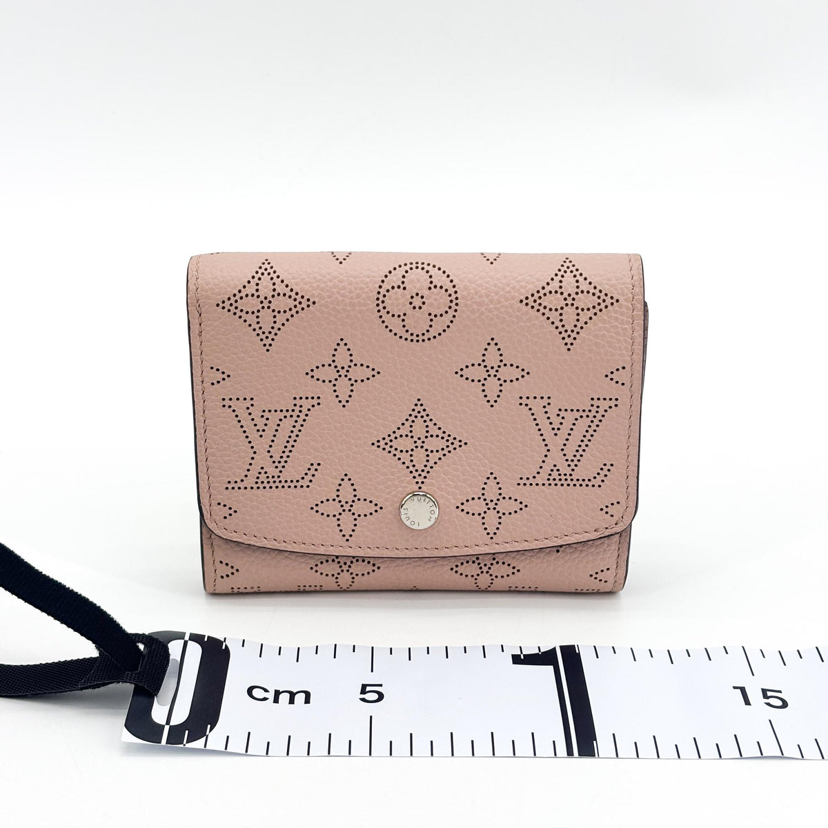Louis Vuitton Iris Wallet Nm Mahina Leather Pink Calfskin Wallets Accessory (Pre-Owned)