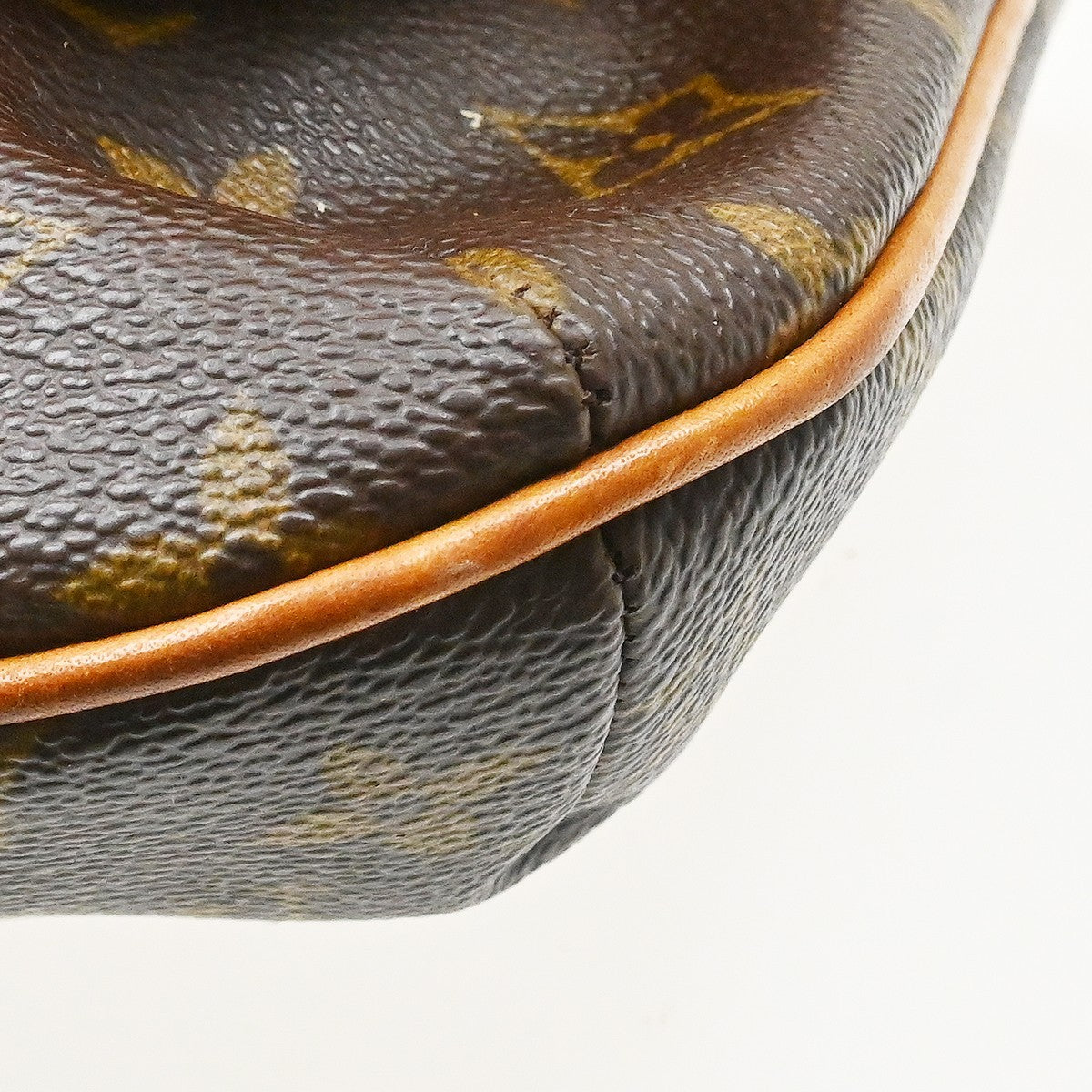 Louis Vuitton Musette Tango Monogram Canvas Brown Canvas Shoulder Bag Bag (Pre-Owned)