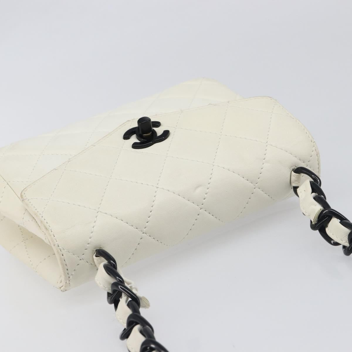 Chanel Vintage Envelope Flap Quilted Lambskin White Leather Shoulder Bag Bag (Pre-Owned)