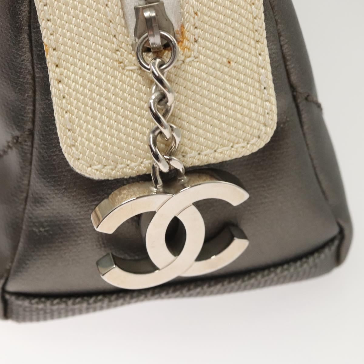 Chanel Vintage Clutch Leather Gray Leather Clutche & Pouche Bag (Pre-Owned)