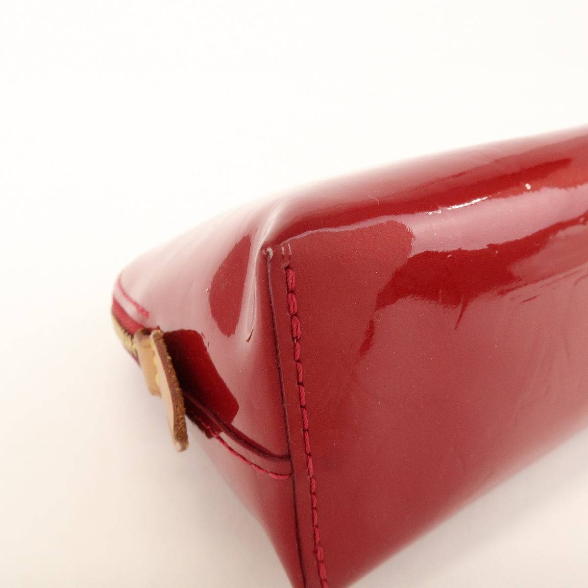 Louis Vuitton Cosmetic Monogram Vernis Red Patent_Leather Toiletry Case Accessory (Pre-Owned)
