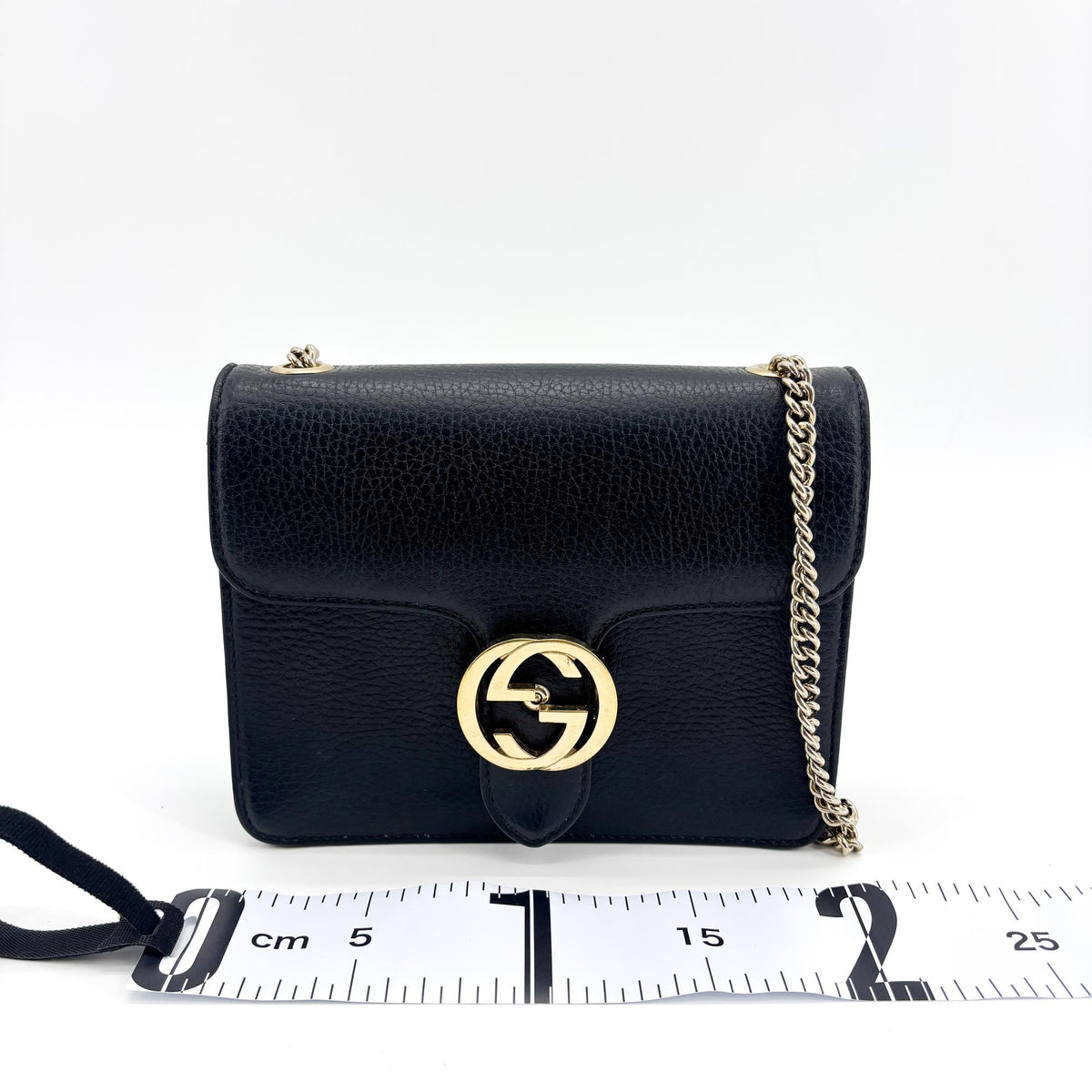 Gucci Interlocking Patent Black Leather Shoulder Bag Bag (Pre-Owned)