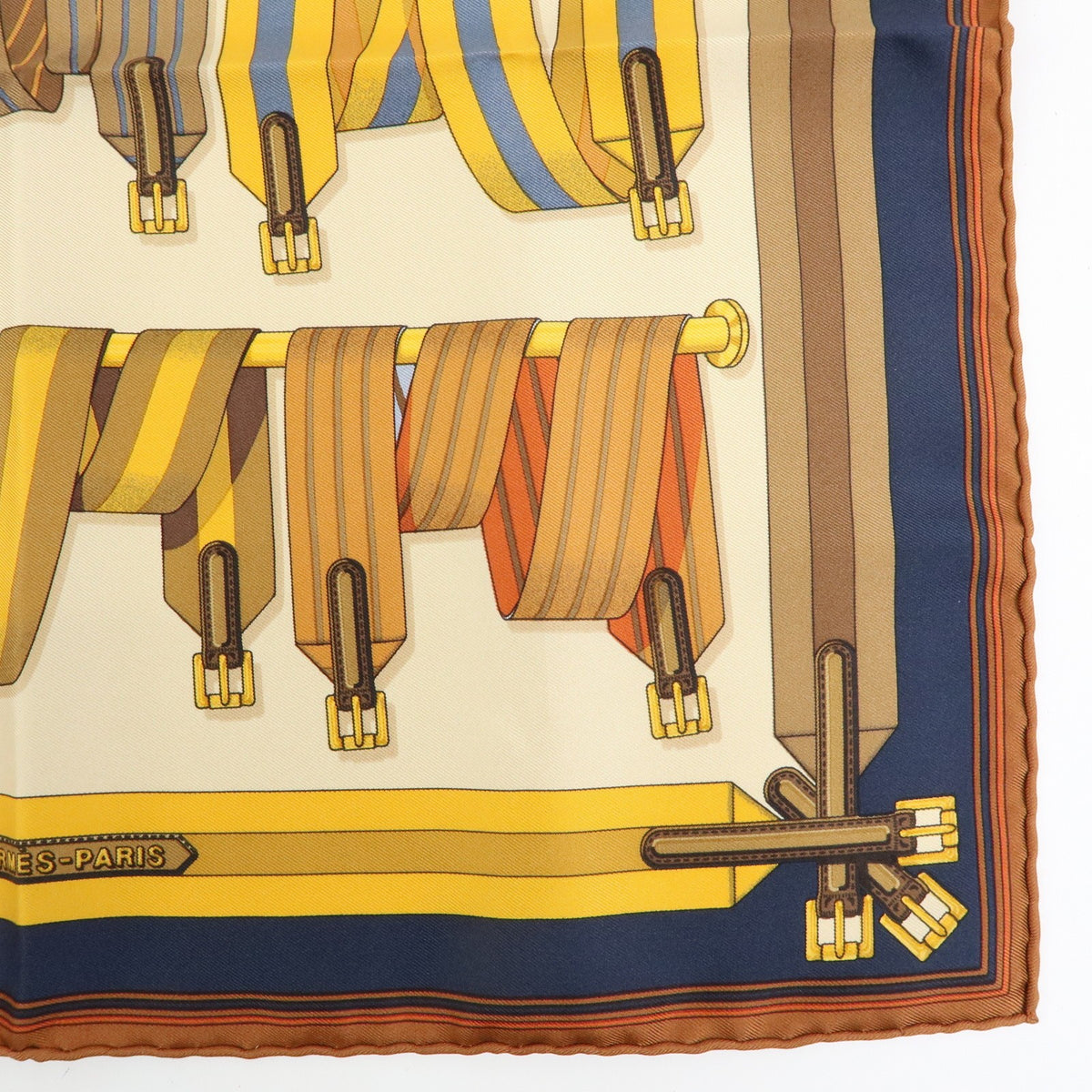 Hermes Carré 42 Silk Multicolour Silk Scarve & Shawl Accessory (Pre-Owned)