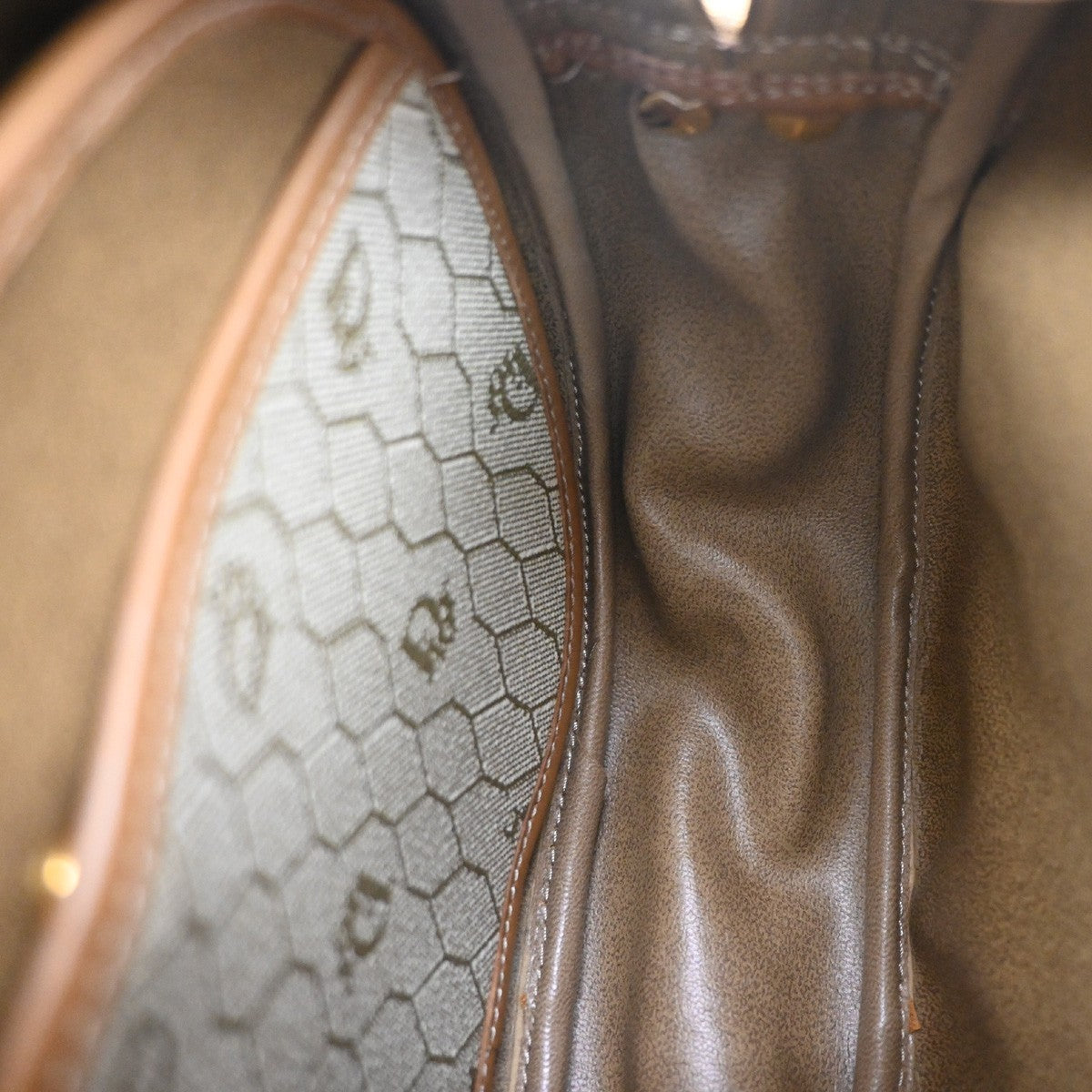 Christian Dior Vintage Honeycomb Canvas Beige Canvas Shoulder Bag Bag (Pre-Owned)
