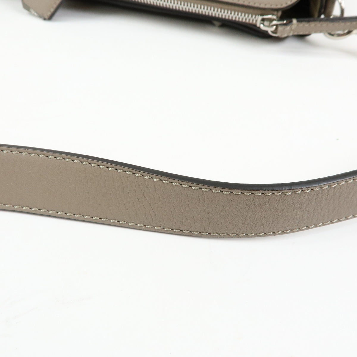 Fendi By The Way Satchel Leather Beige Leather Handbag (Pre-Owned)