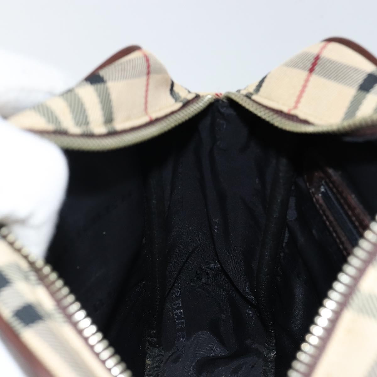 Burberry Zip Messenger Nova Check Canvas And Leather Beige Canvas Shoulder Bag Bag (Pre-Owned)