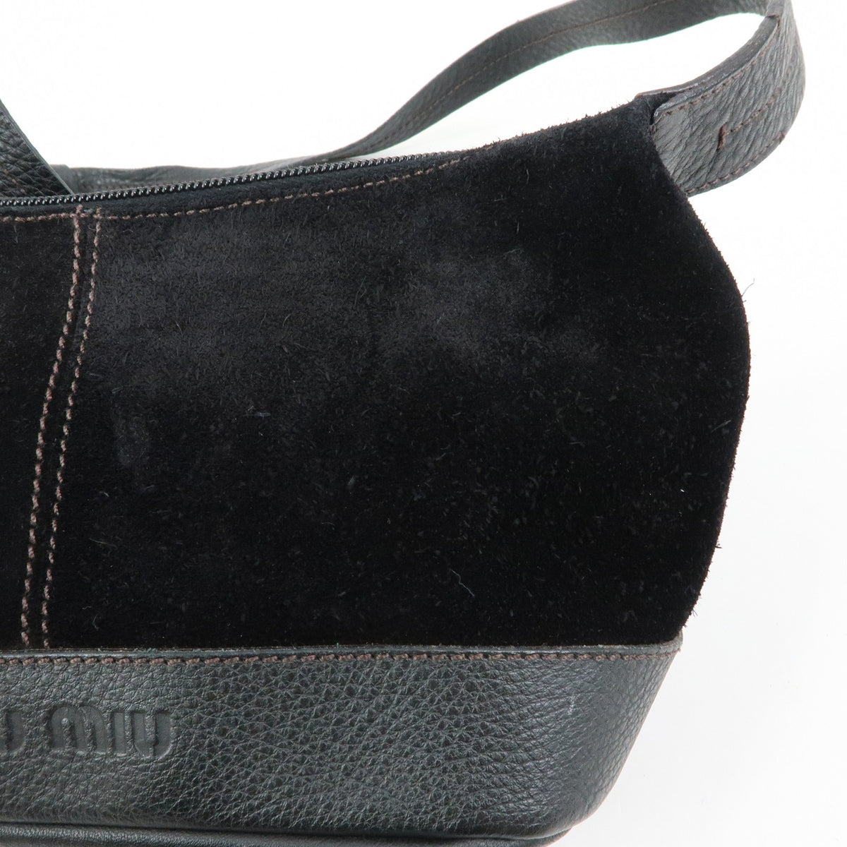 Miu Miu Shoulder Suede Black Suede Shoulder Bag Bag (Pre-Owned)