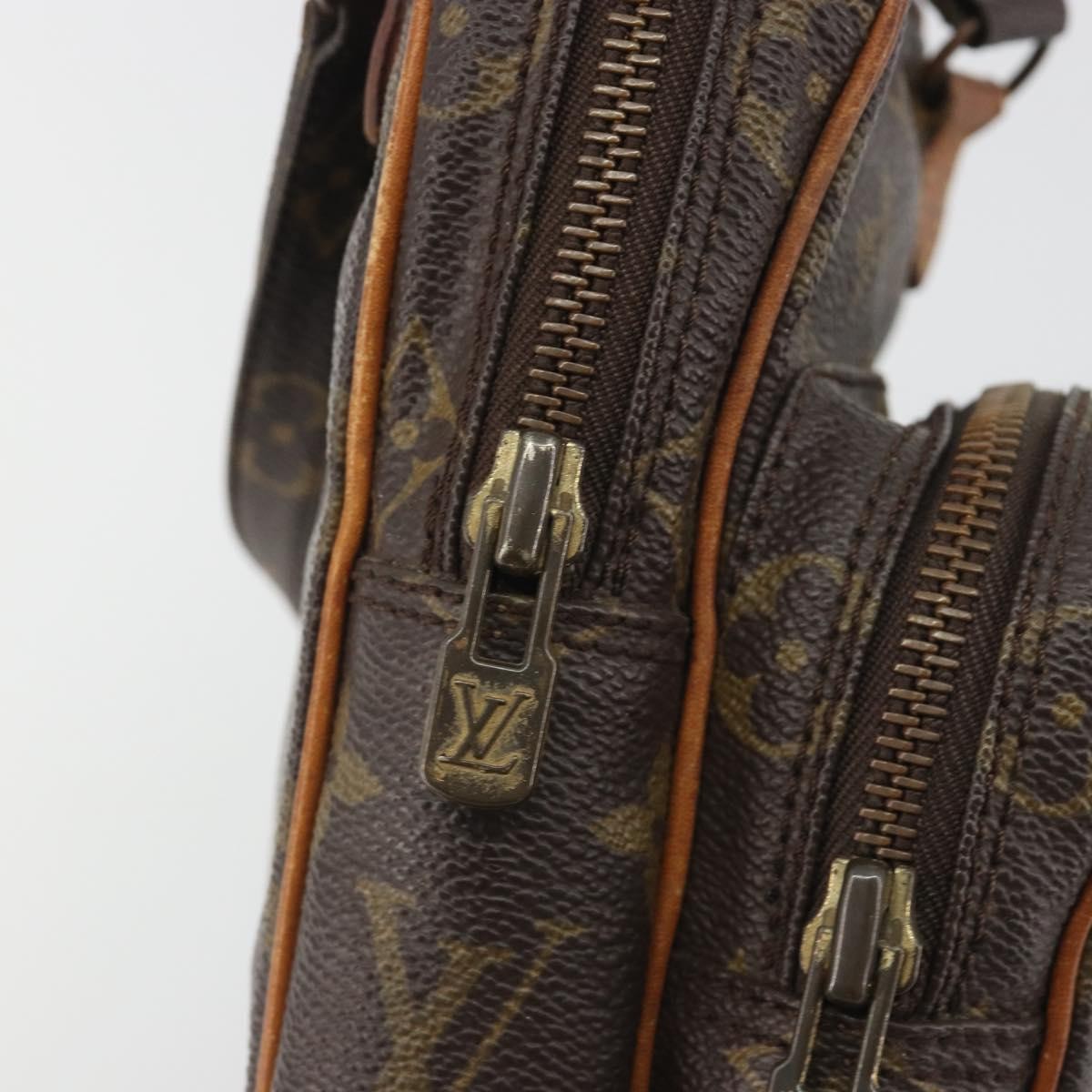 Louis Vuitton Amazone Monogram Brown Canvas Shoulder Bag Bag (Pre-Owned)