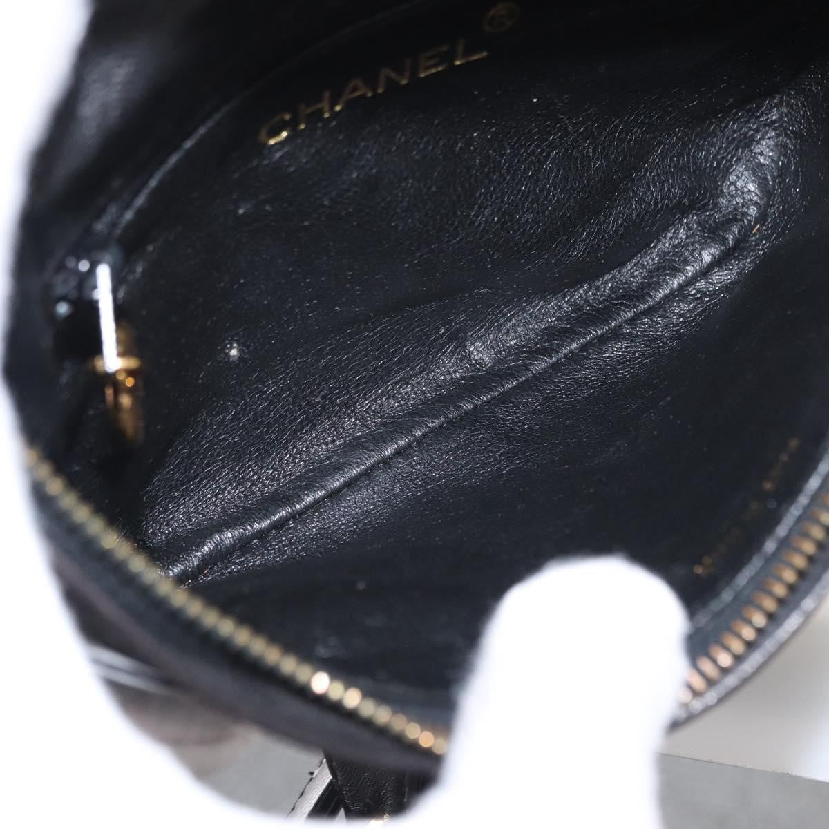 Chanel Vintage Zip Belt Quilted Lambskin Black Patent_Leather Clutche & Pouche Bag (Pre-Owned)