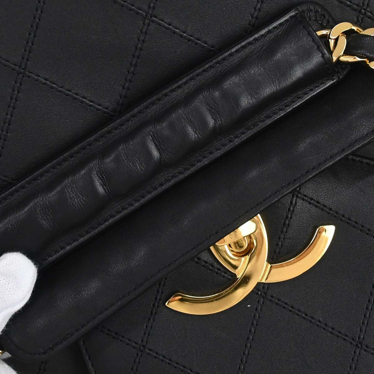 Chanel Vintage Supermodel Weekender Quilted Leather Black Leather Shoulder Bag Bag (Pre-Owned)