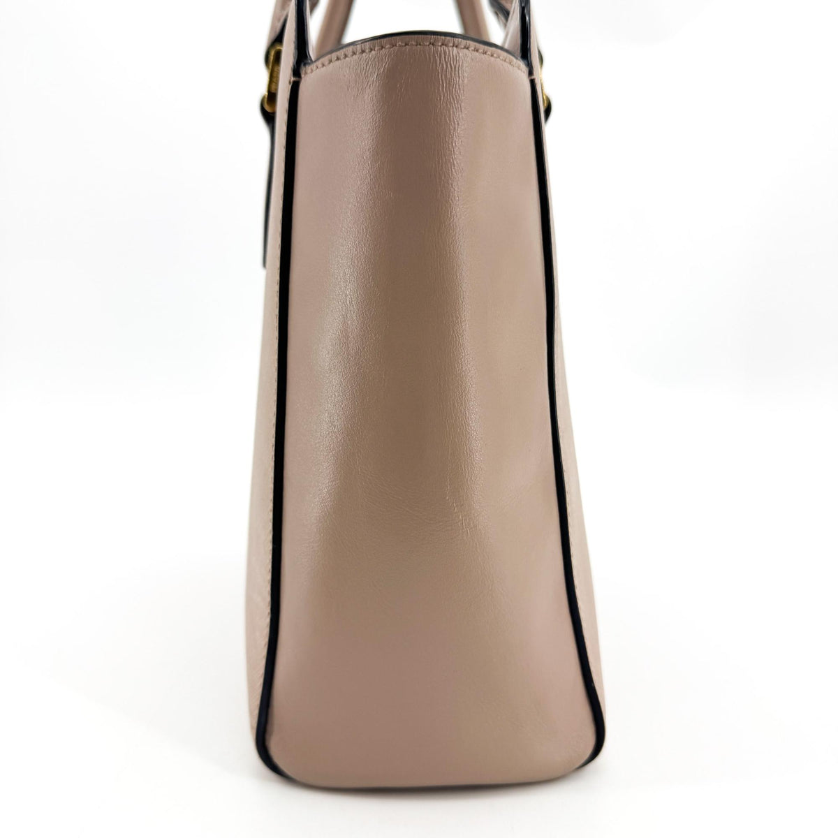 Prada Vintage Tote Leather Beige Leather Tote Bag Bag (Pre-Owned)