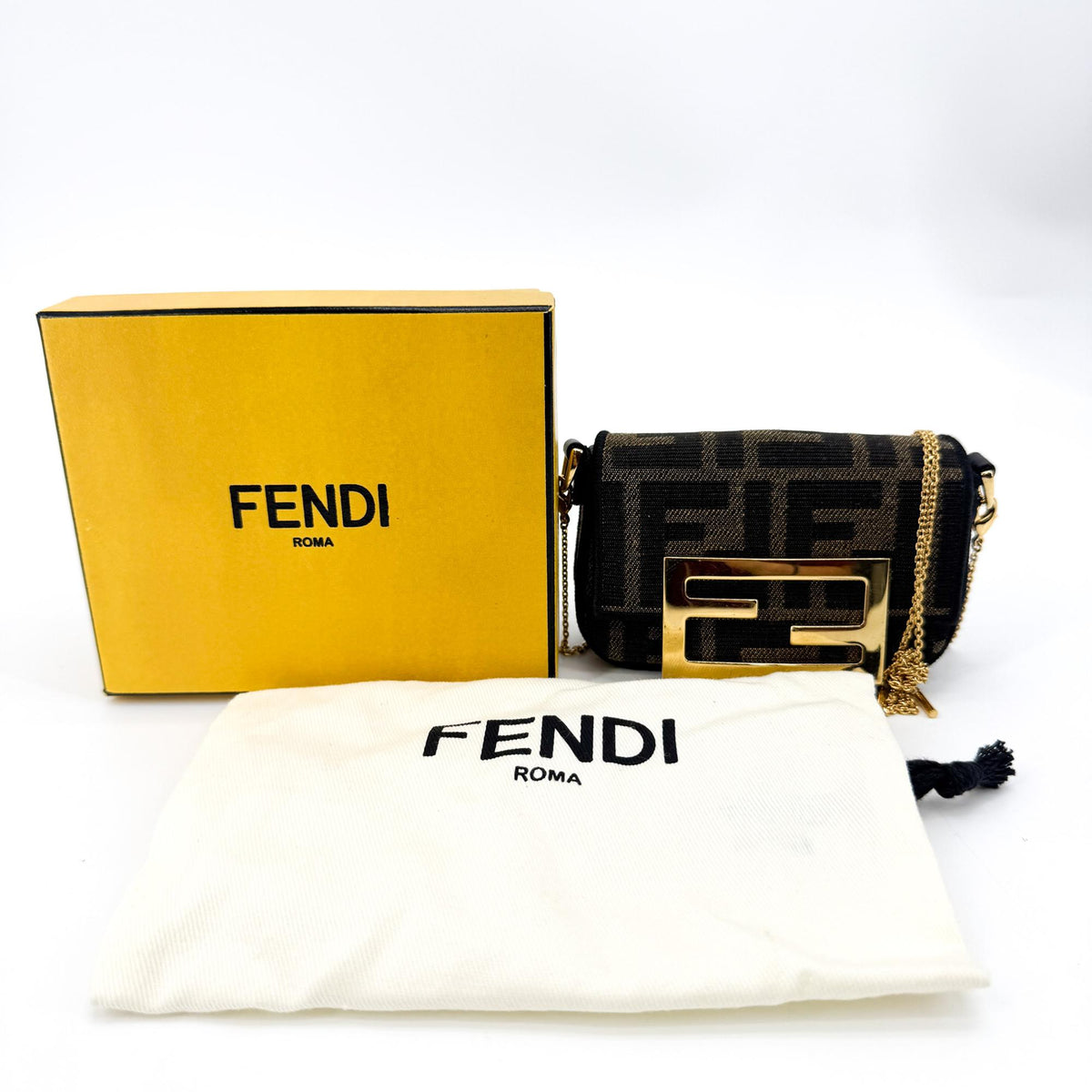 Fendi Baguette Nm Zucca Canvas Black Canvas Handbag (Pre-Owned)