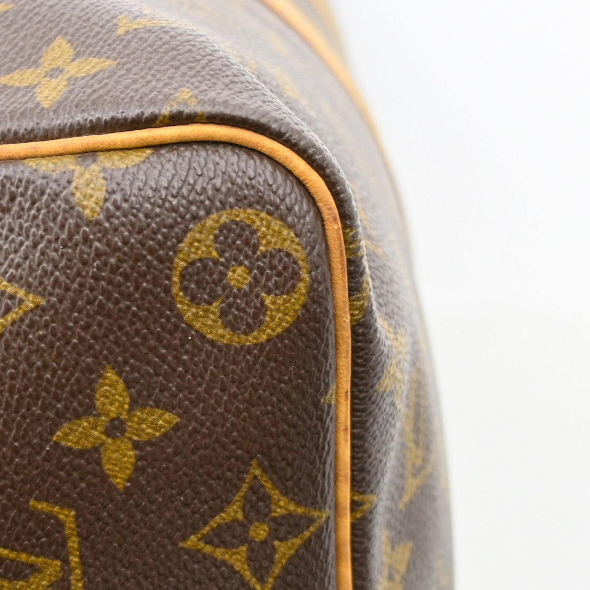Louis Vuitton Keepall Monogram Canvas Brown Canvas Travel Bag Bag (Pre-Owned)