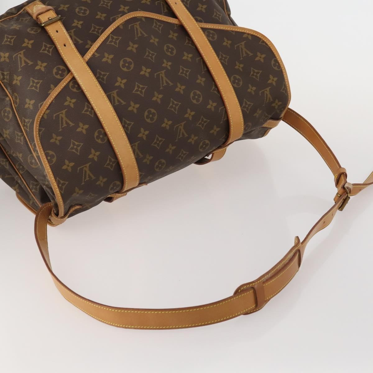 Louis Vuitton Saumur Monogram Canvas Brown Canvas Shoulder Bag Bag (Pre-Owned)
