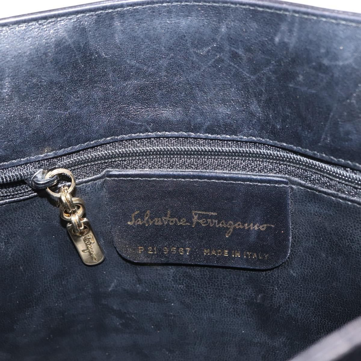 Salvatore Ferragamo Vintage Leather Black Leather Shoulder Bag Bag (Pre-Owned)