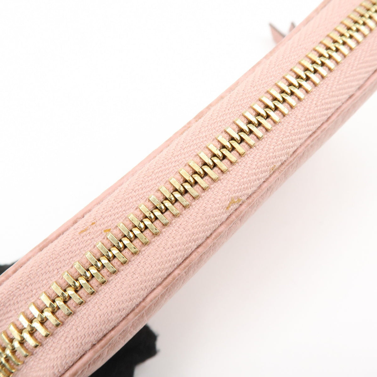 Gucci Swing Zip Around Leather Pink Leather Wallets Accessory (Pre-Owned)