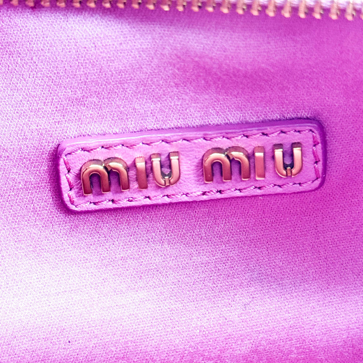 Miu Miu Wander Hobo Matelasse Satin Pink Leather Shoulder Bag Bag (Pre-Owned)