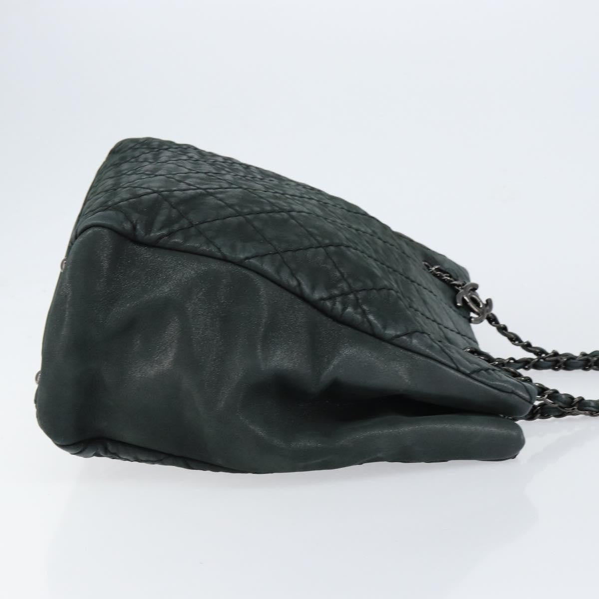 Chanel Cc Charm Tote Quilted Iridescent Calfskin Green Leather Tote Bag Bag (Pre-Owned)