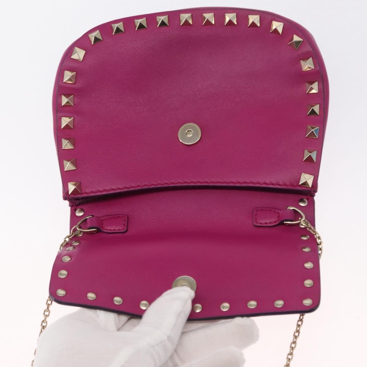 Valentino Garavani Rockstud Saddle Leather Pink Leather Clutche & Pouche Bag (Pre-Owned)