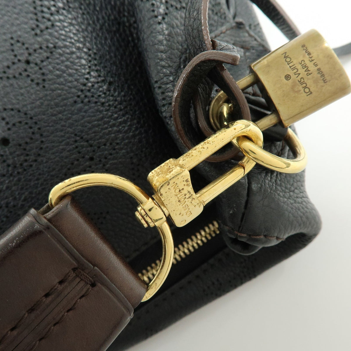 Louis Vuitton Selene Mahina Leather Black Leather Handbag (Pre-Owned)