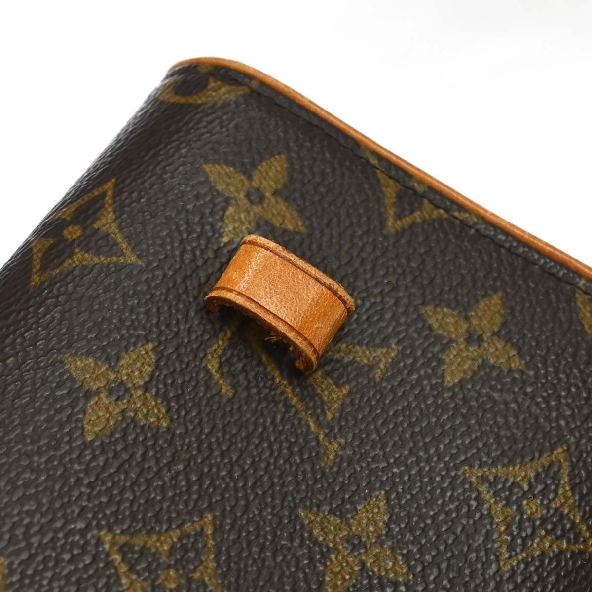 Louis Vuitton Florentine Waist Monogram Canvas Brown Canvas Handbag (Pre-Owned)