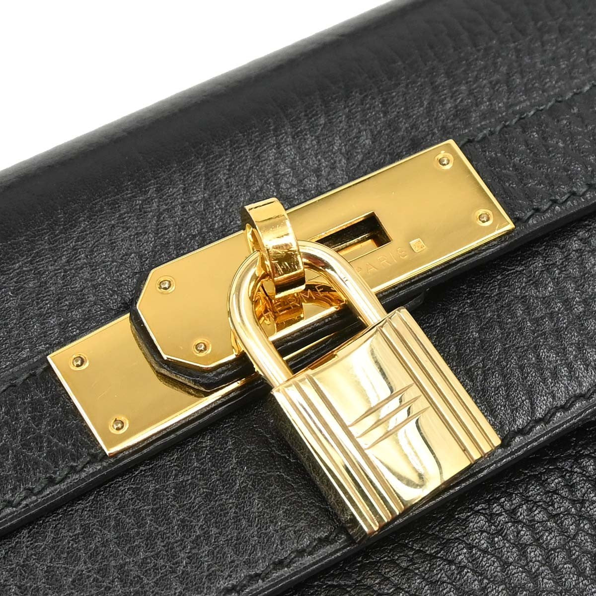 Hermes Kelly Black Ardennes With Gold Hardware Black Leather Handbag (Pre-Owned)