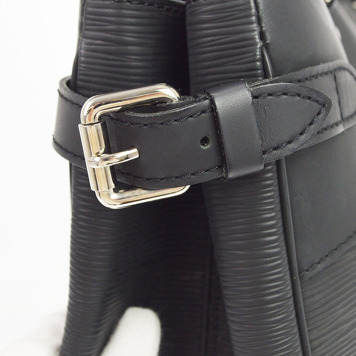 Louis Vuitton Passy Epi Leather Black Leather Tote Bag Bag (Pre-Owned)