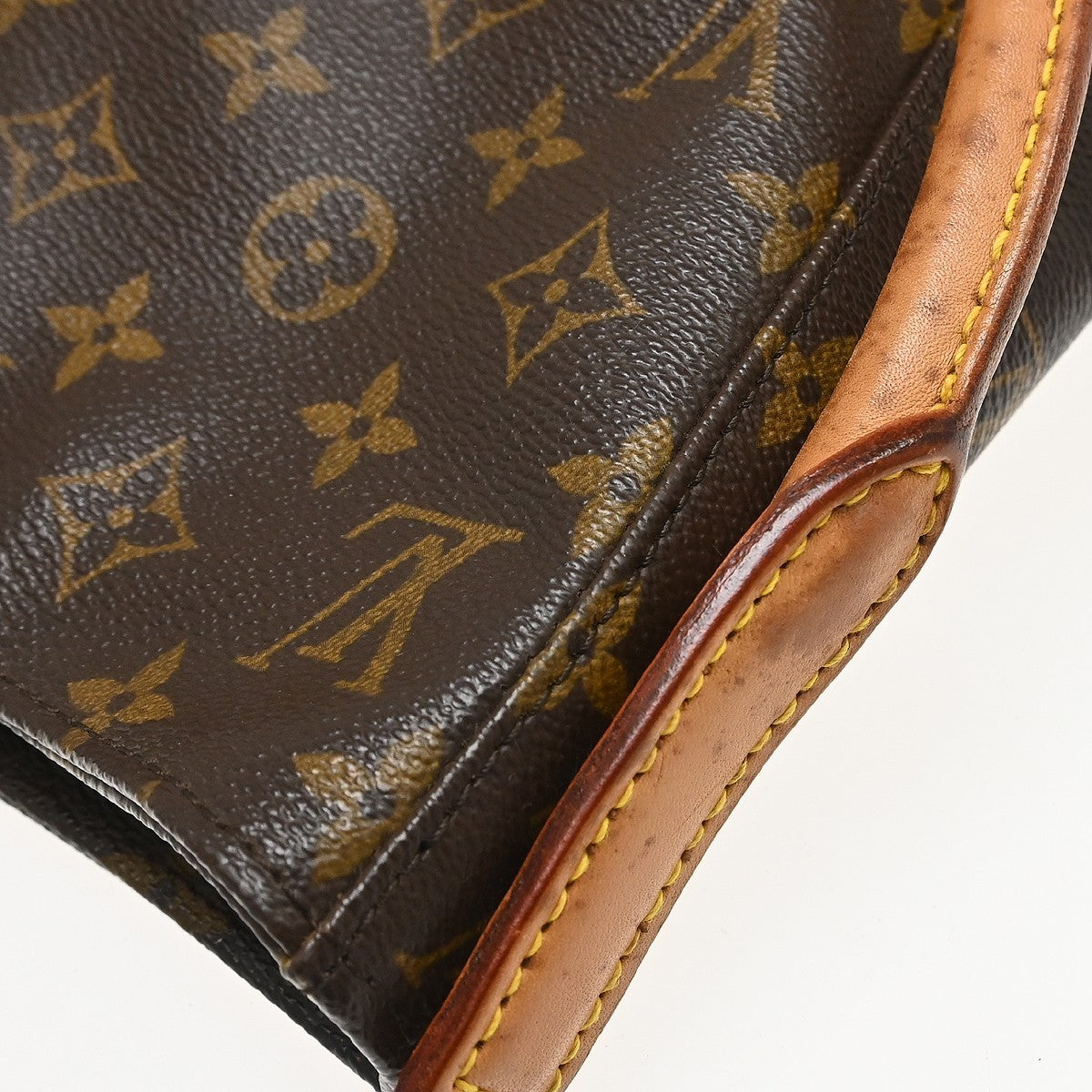 Louis Vuitton Monogram Looping Monogram Canvas Brown Canvas Shoulder Bag Bag (Pre-Owned)